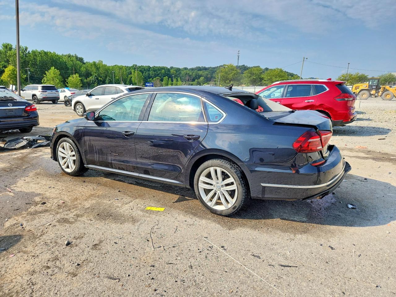 2018 VOLKSWAGEN PASSAT SE — снимка 2