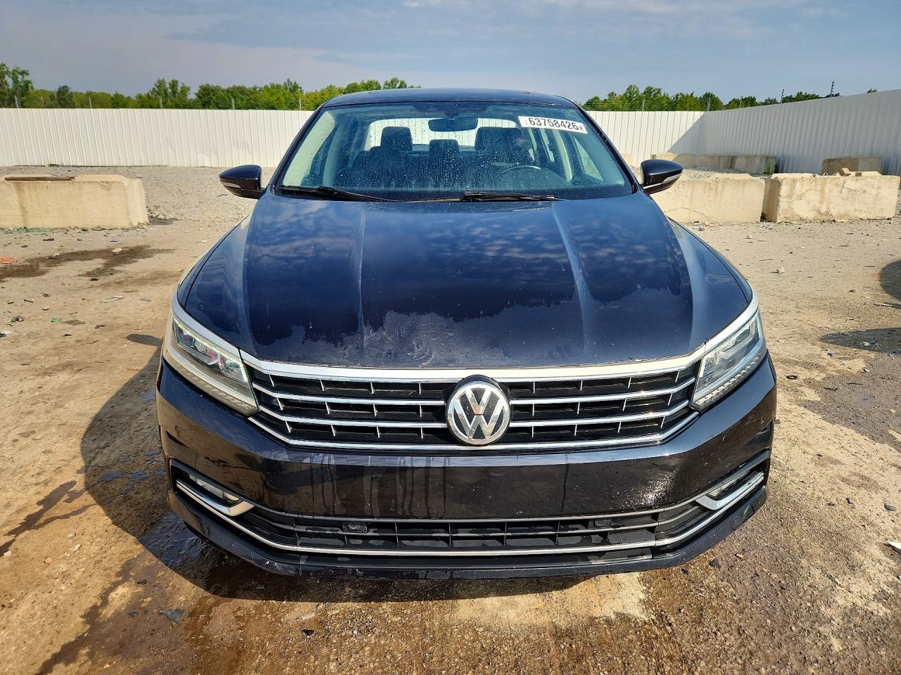 2018 VOLKSWAGEN PASSAT SE — снимка 5