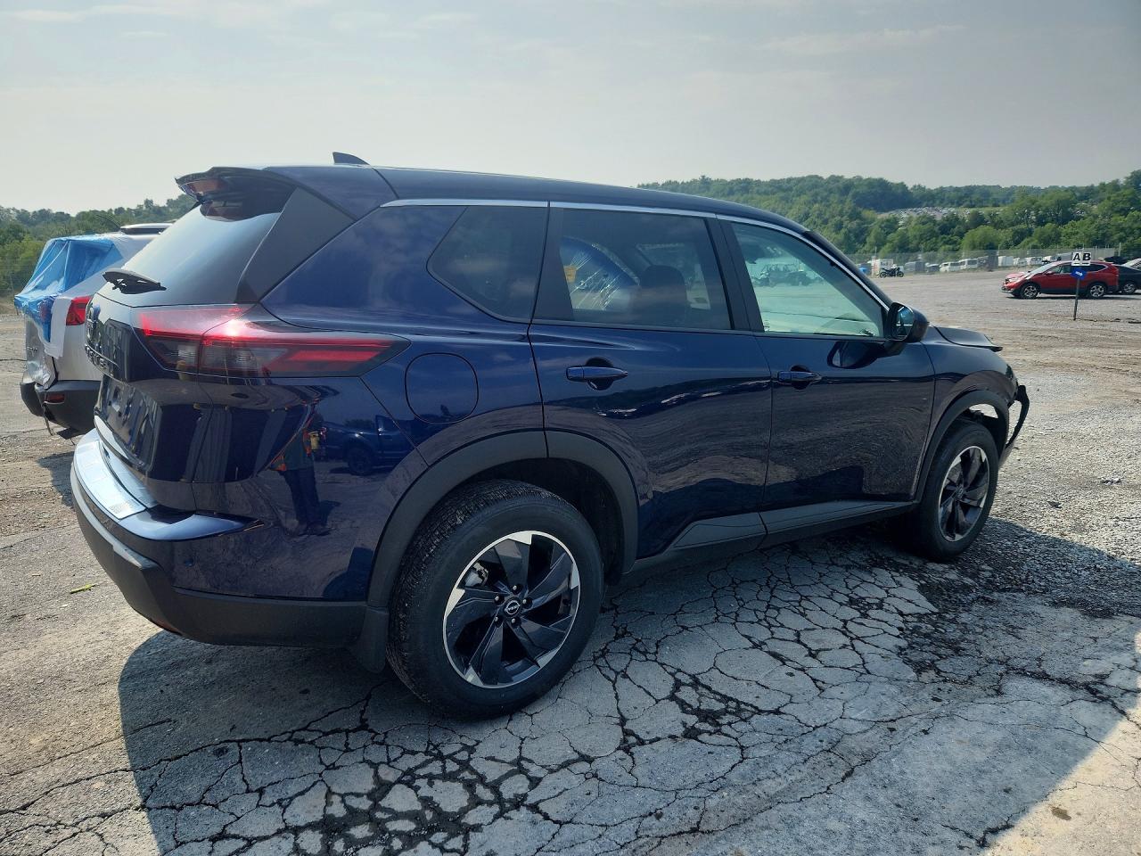 2026 NISSAN ROGUE SV — снимка 3