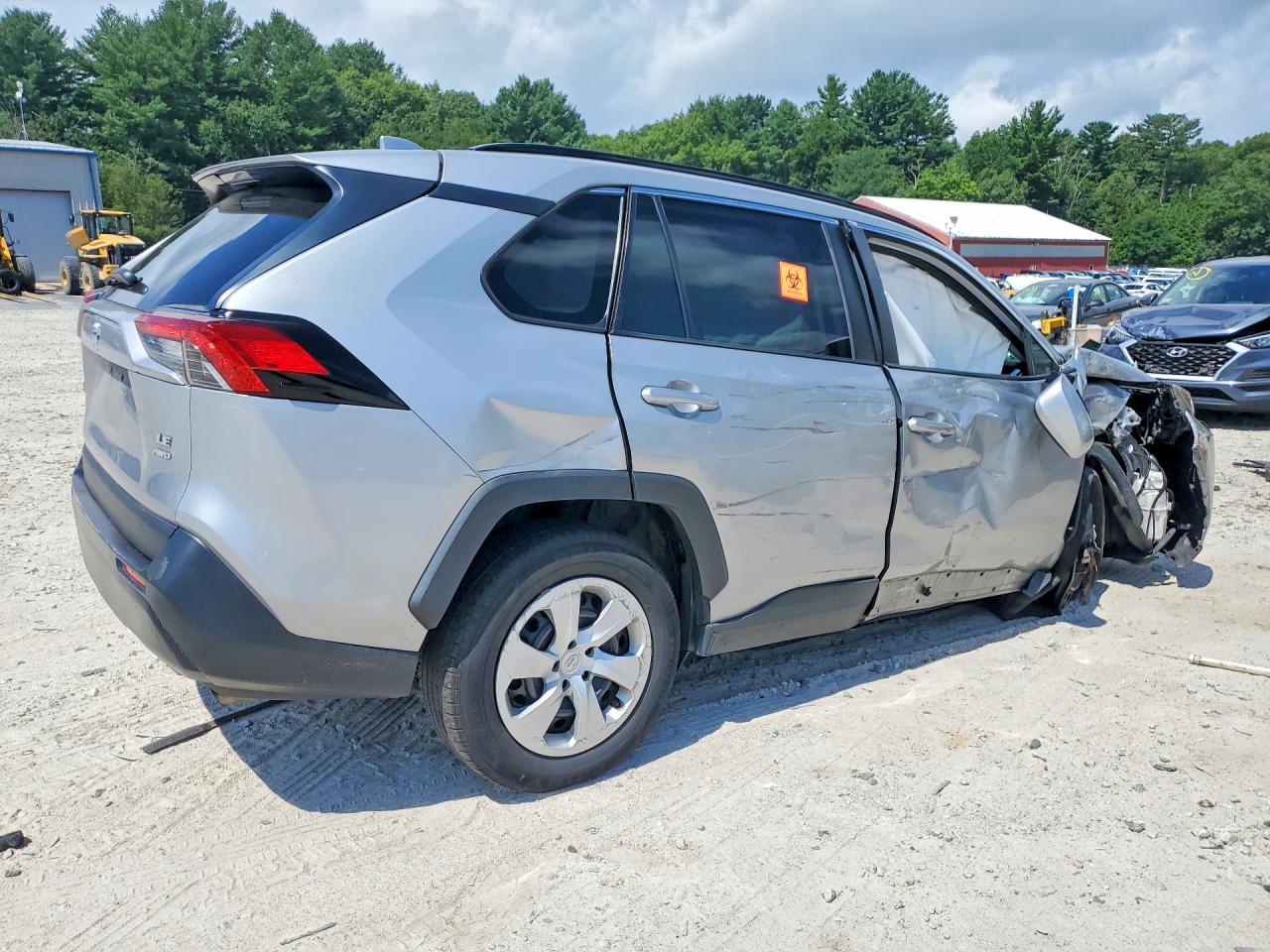 2019 TOYOTA RAV4 LE — снимка 3
