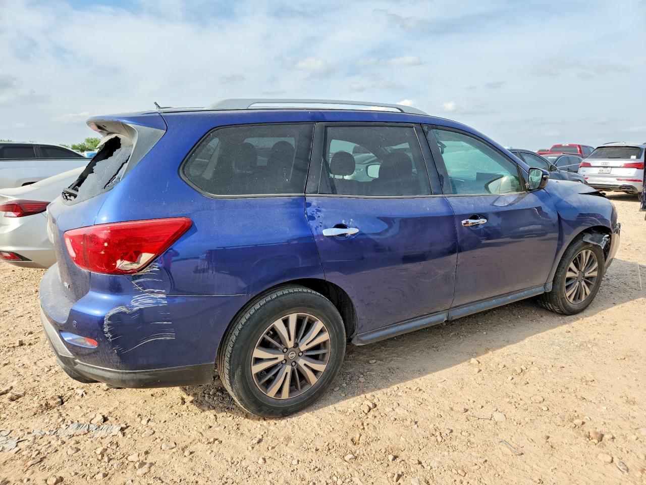 2017 NISSAN PATHFINDER SV — снимка 3