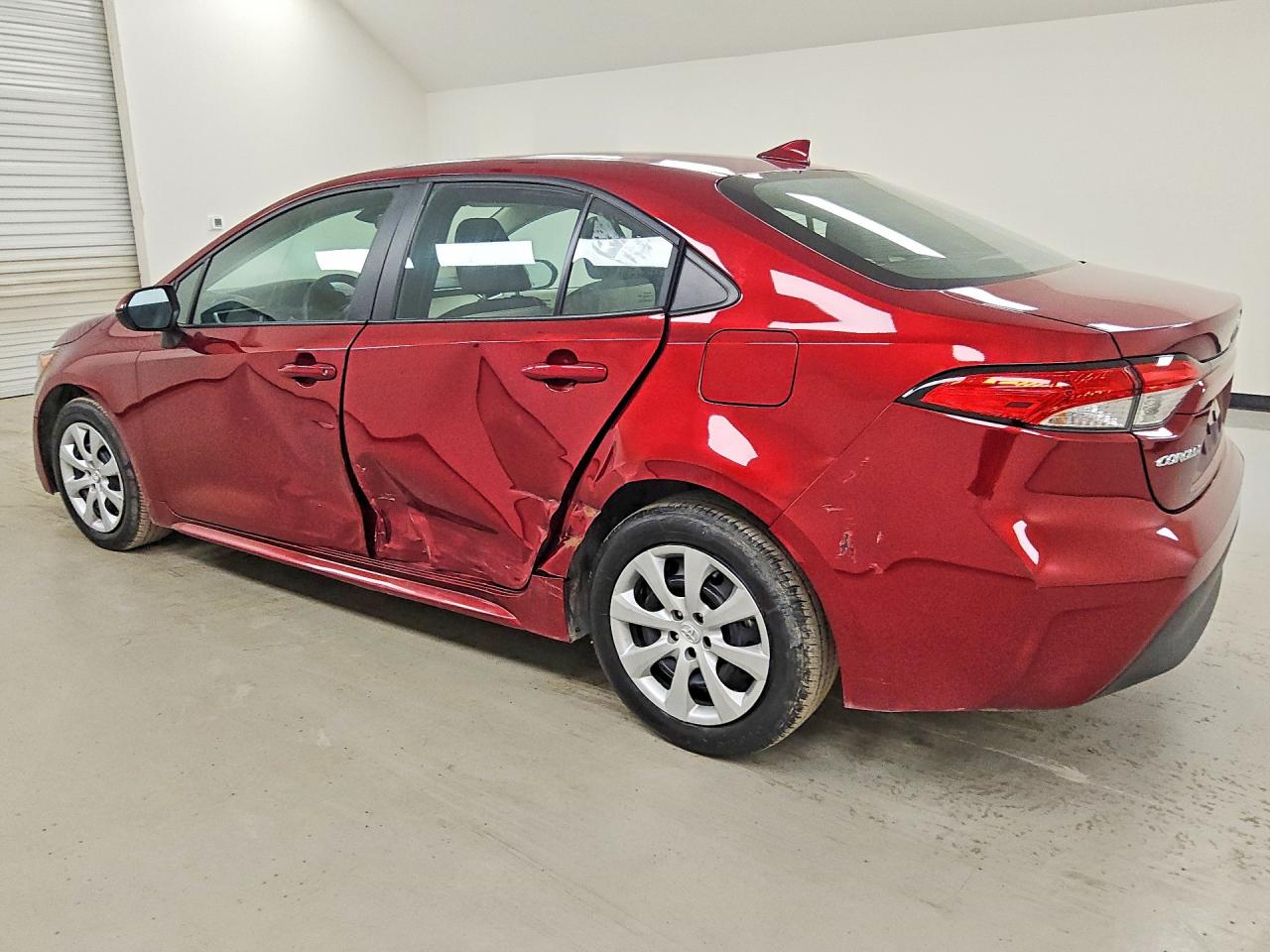 2025 TOYOTA COROLLA LE — снимка 2