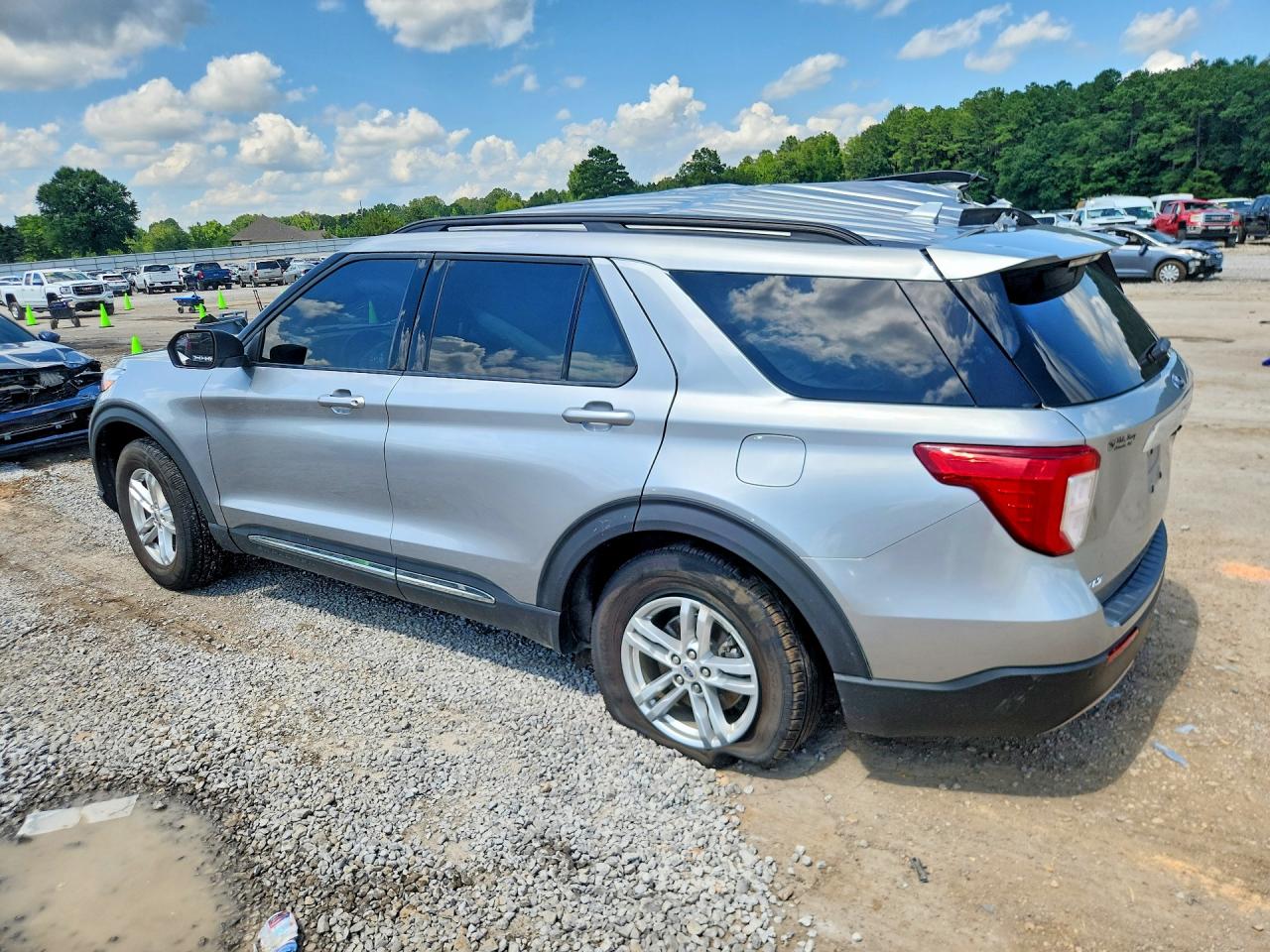 2020 FORD EXPLORER XLT — снимка 2