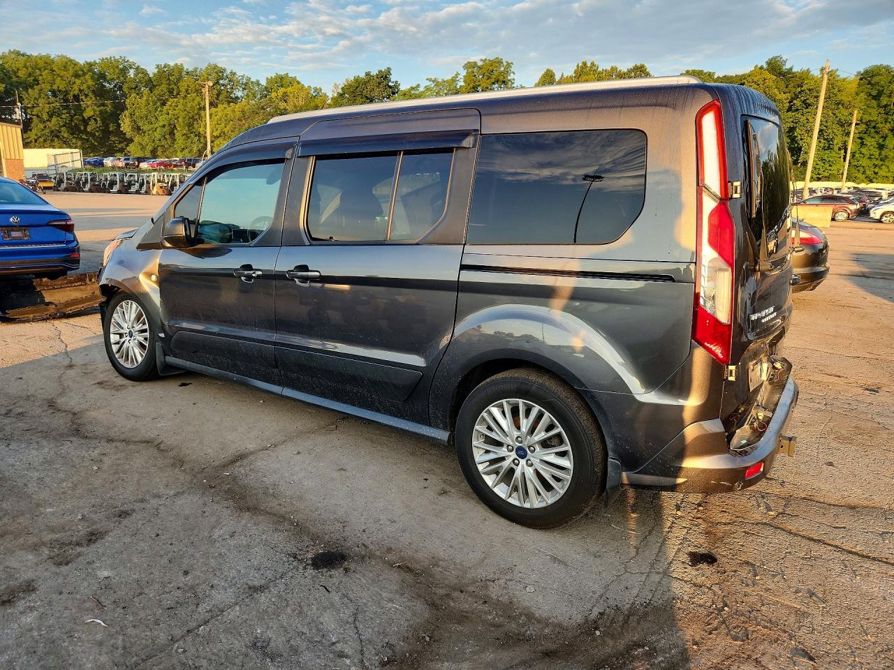 2017 FORD TRANSIT CONNECT XLT — снимка 2