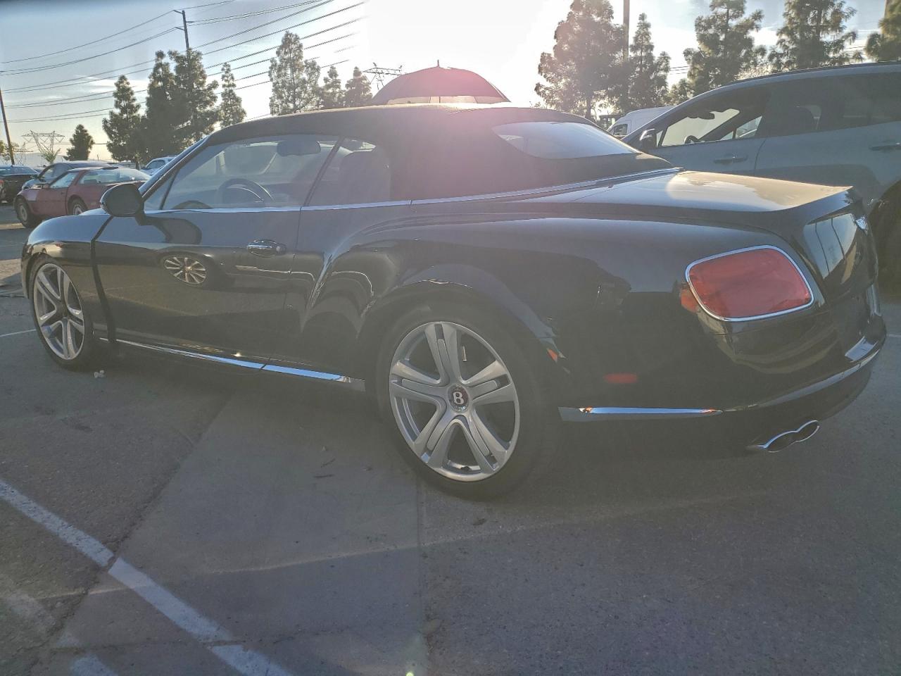 2013 BENTLEY CONTINENTAL GTC V8 — снимка 2