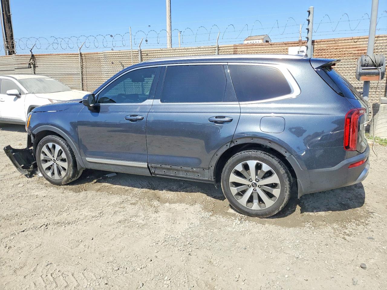 2021 KIA TELLURIDE S — снимка 2