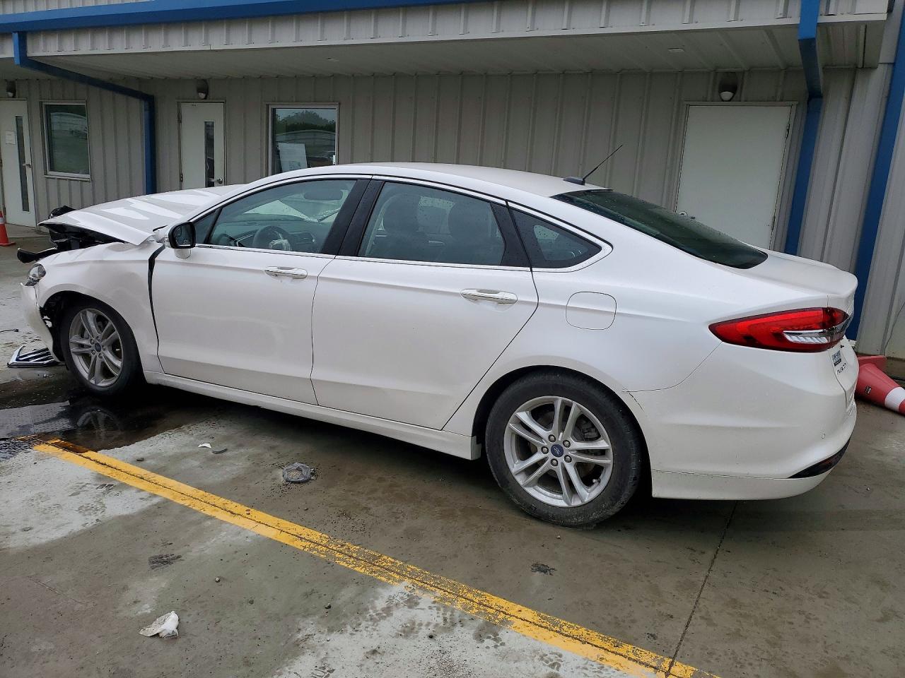 2018 FORD FUSION SE — снимка 2