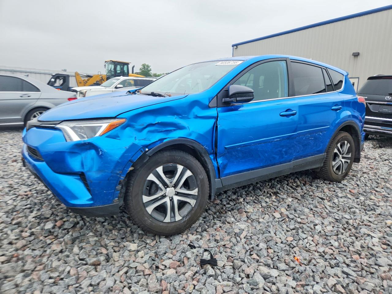 2018 TOYOTA RAV4 LE
