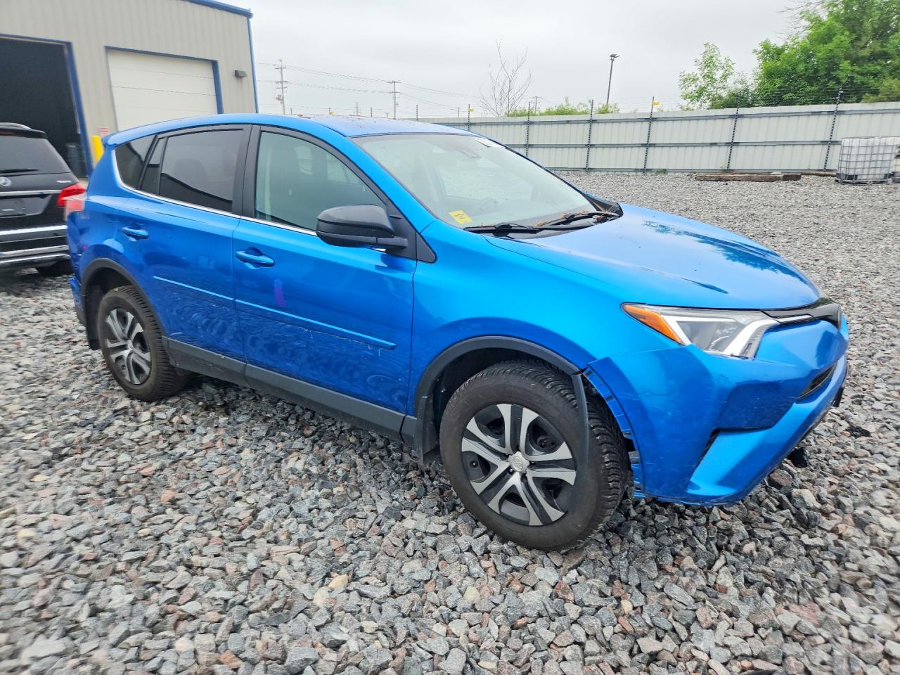 2018 TOYOTA RAV4 LE — снимка 4