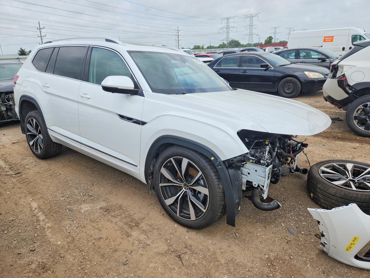 2026 VOLKSWAGEN ATLAS SEL PREMIUM R-LINE — снимка 5