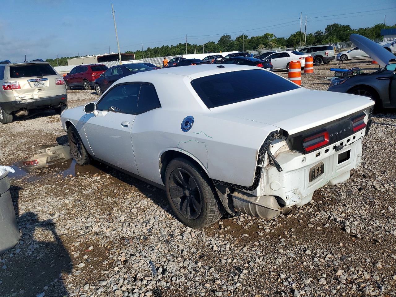 2015 DODGE CHALLENGER SXT — снимка 2