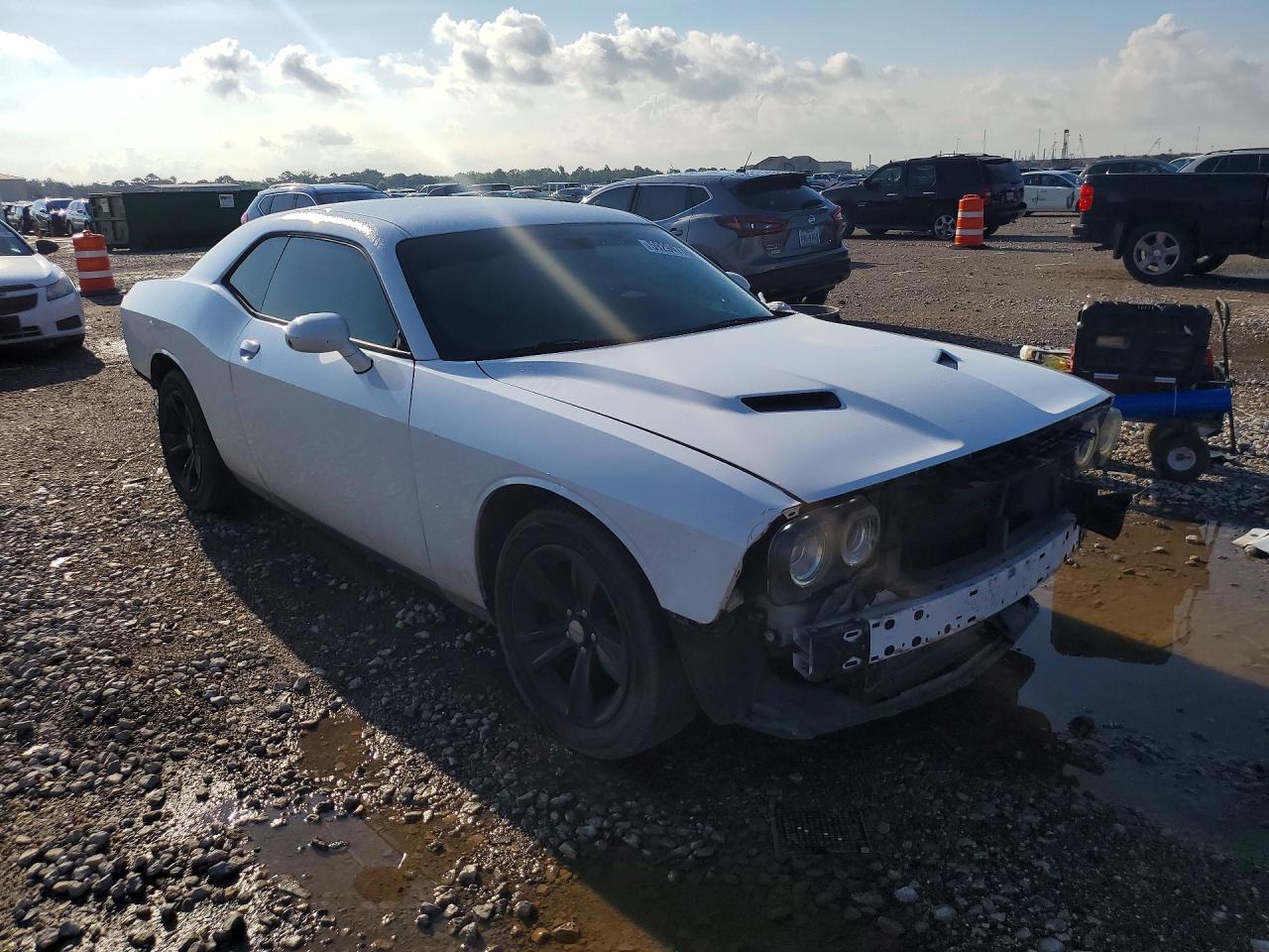 2015 DODGE CHALLENGER SXT — снимка 4