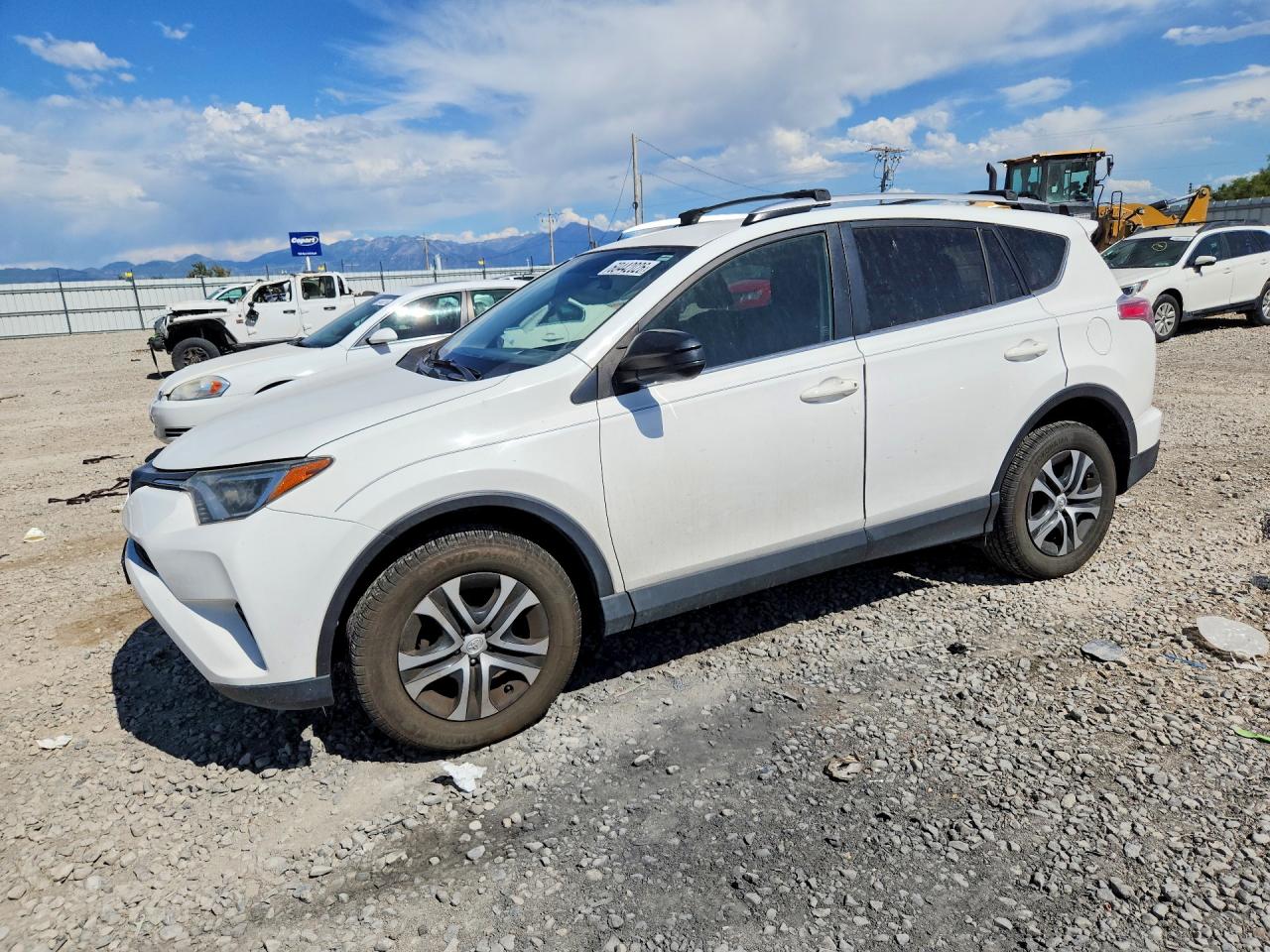 2016 TOYOTA RAV4 LE