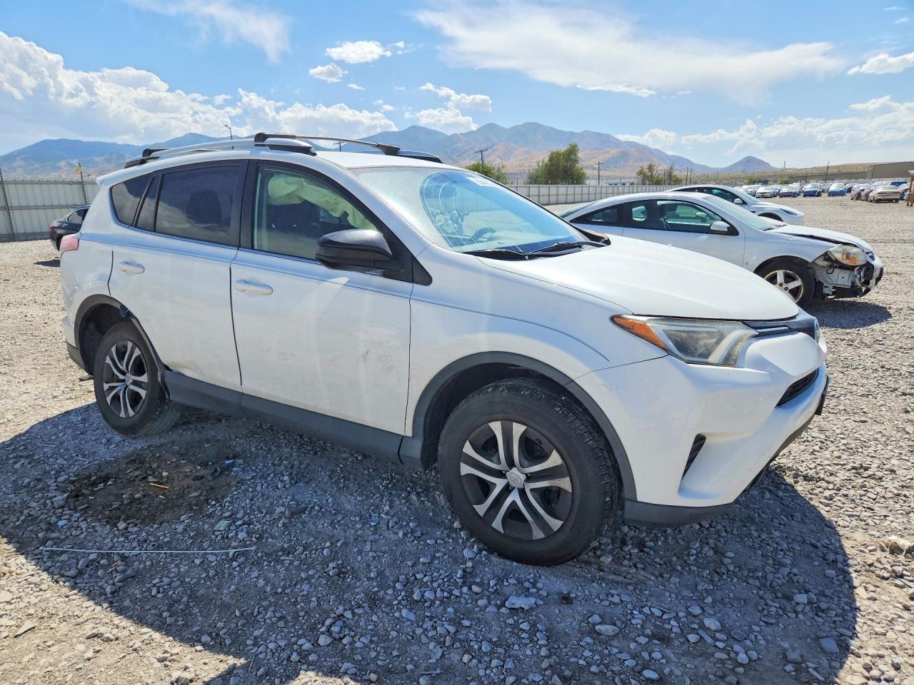 2016 TOYOTA RAV4 LE — снимка 4