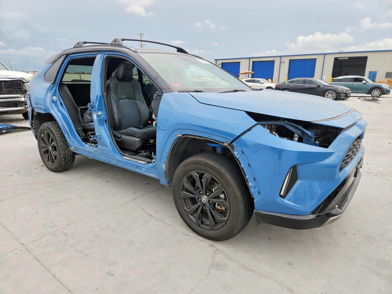 2025 TOYOTA RAV4 XSE — снимка 4