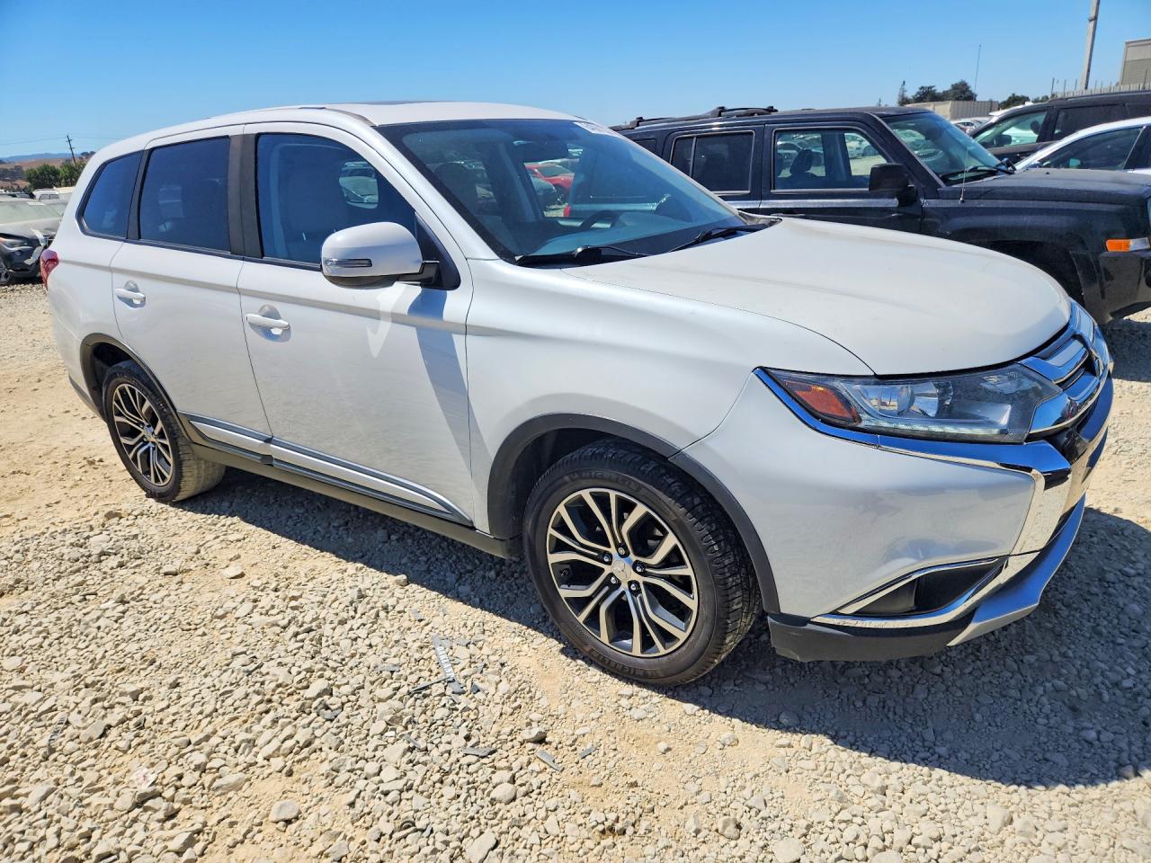 2017 MITSUBISHI OUTLANDER SE — снимка 4