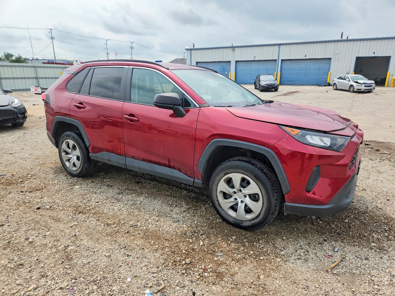 2019 TOYOTA RAV4 LE — снимка 4
