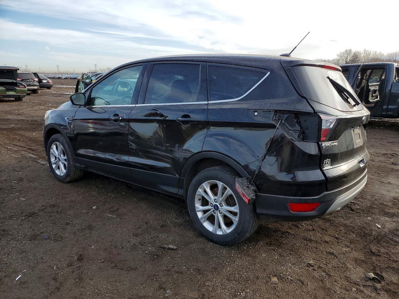 2017 FORD ESCAPE SE — снимка 2