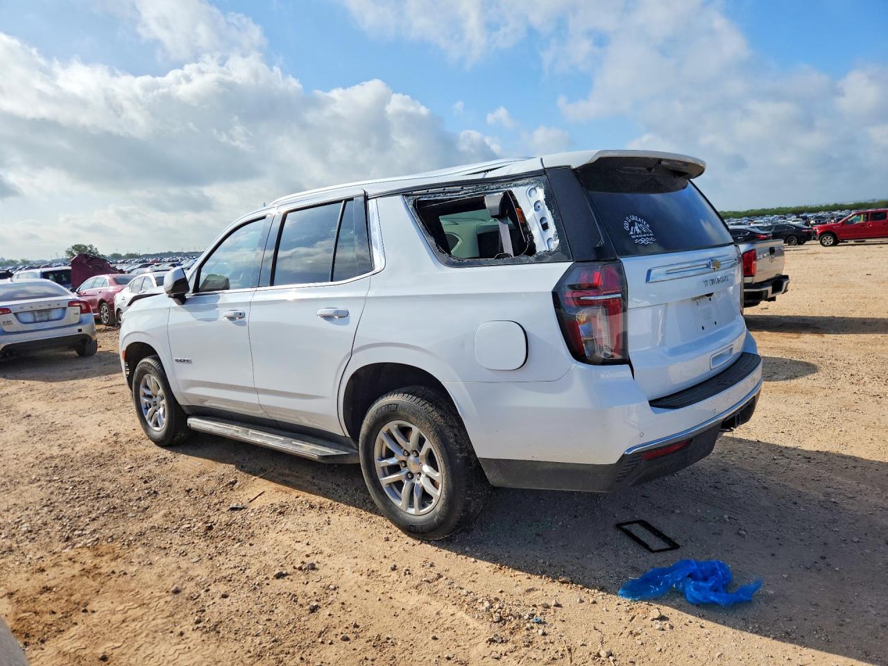 2023 CHEVROLET TAHOE C1500 LS — снимка 2