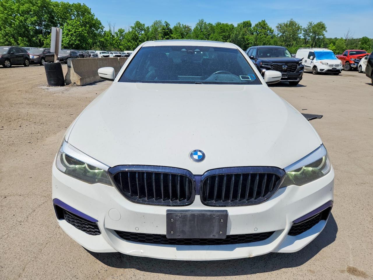 2020 BMW 540 XI — снимка 5