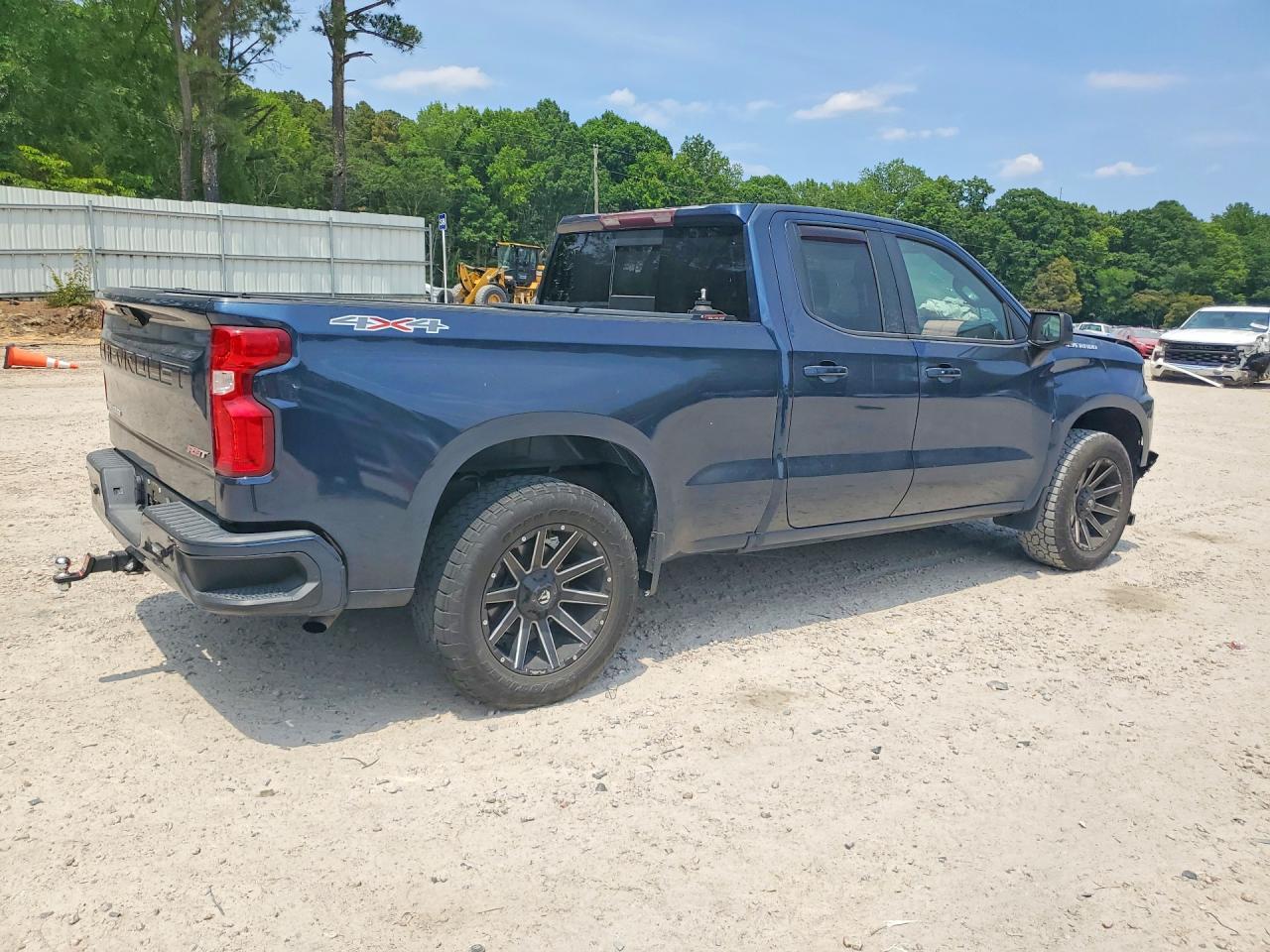 2020 CHEVROLET SILVERADO K1500 RST — снимка 3