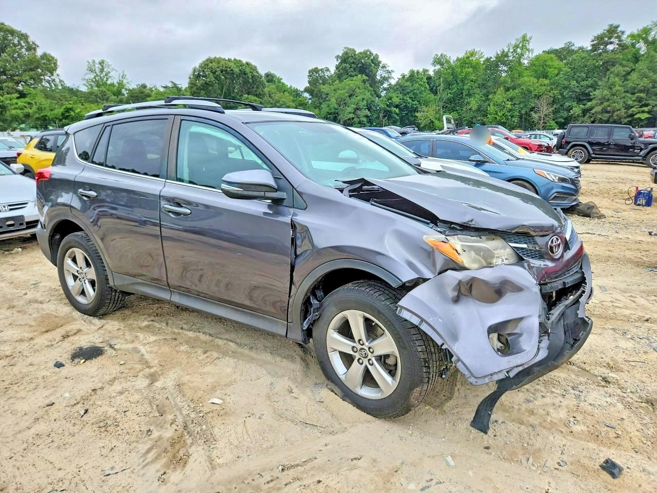 2015 TOYOTA RAV4 XLE — снимка 5