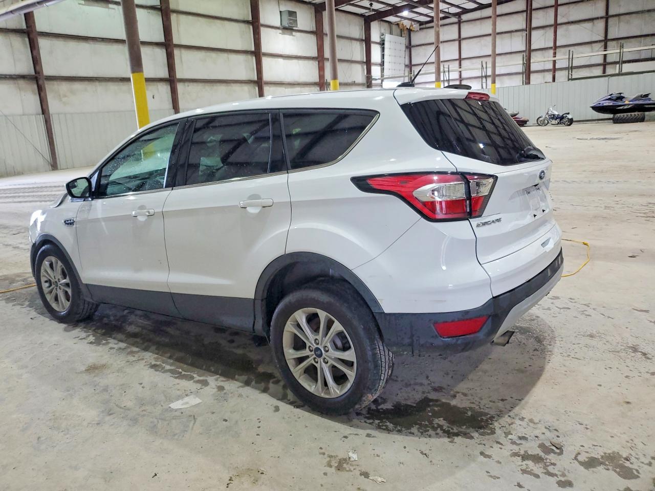 2017 FORD ESCAPE SE — снимка 2