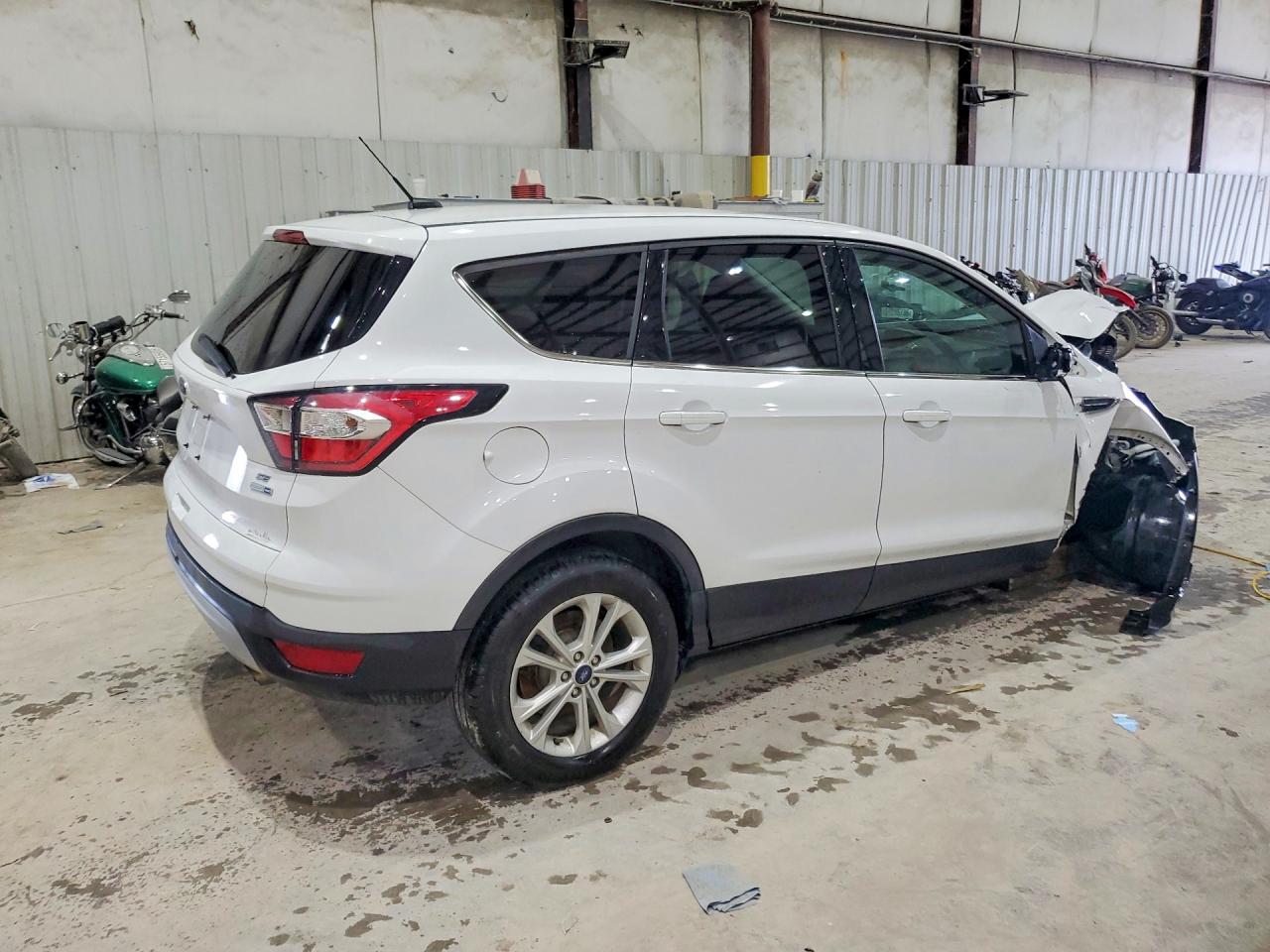 2017 FORD ESCAPE SE — снимка 3