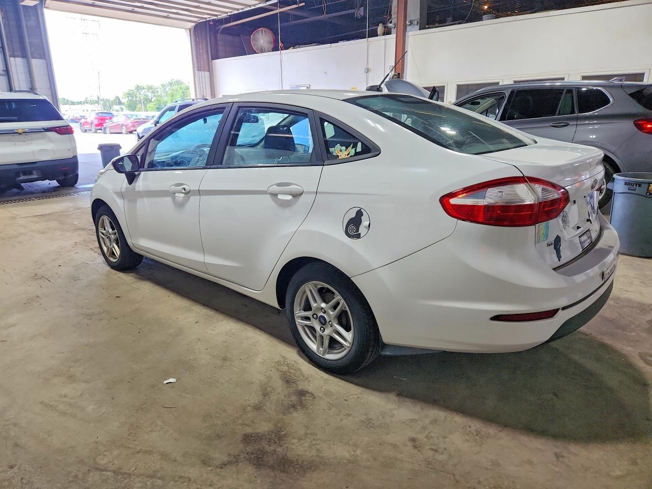 2017 FORD FIESTA SE — снимка 2