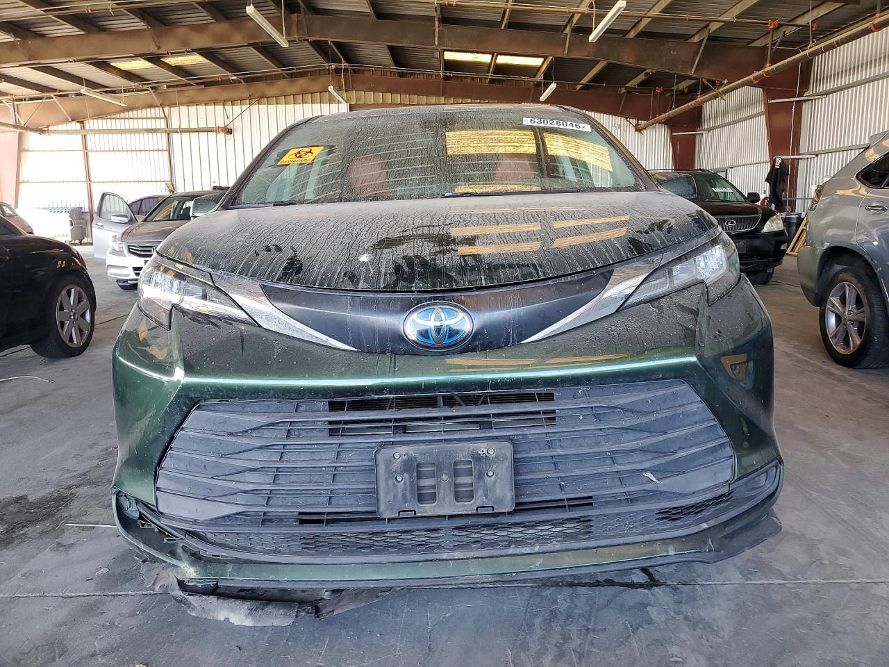 2021 TOYOTA SIENNA LE — снимка 5