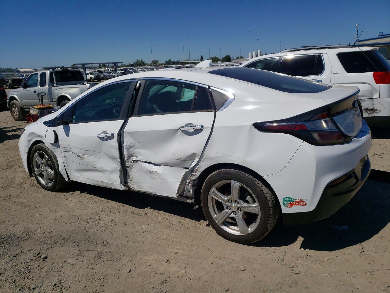 2017 CHEVROLET VOLT LT — снимка 2