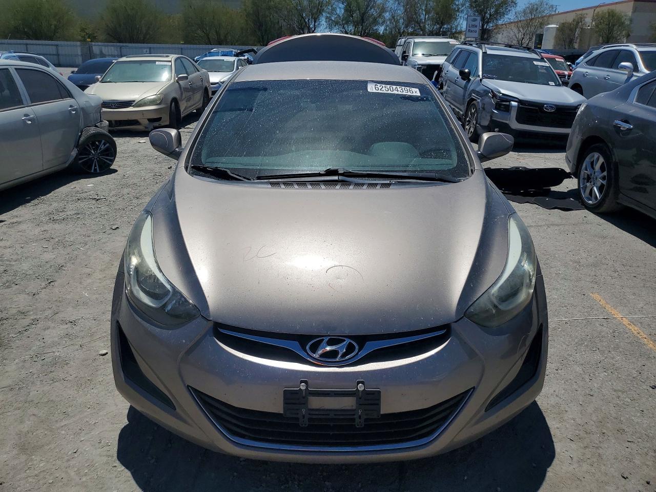 2016 HYUNDAI ELANTRA SE — снимка 5
