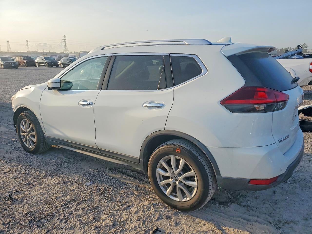 2019 NISSAN ROGUE SV — снимка 2