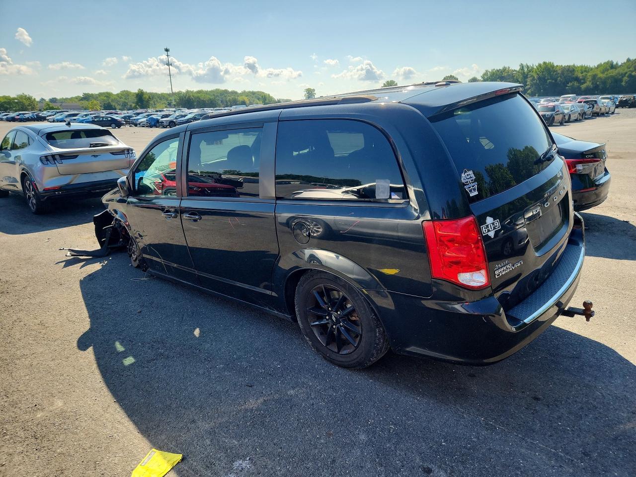 2019 DODGE GRAND CARAVAN GT — снимка 2