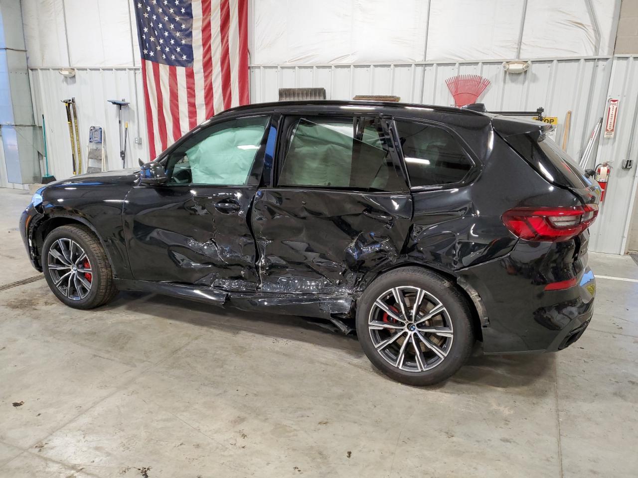 2021 BMW X5 M50I — снимка 2