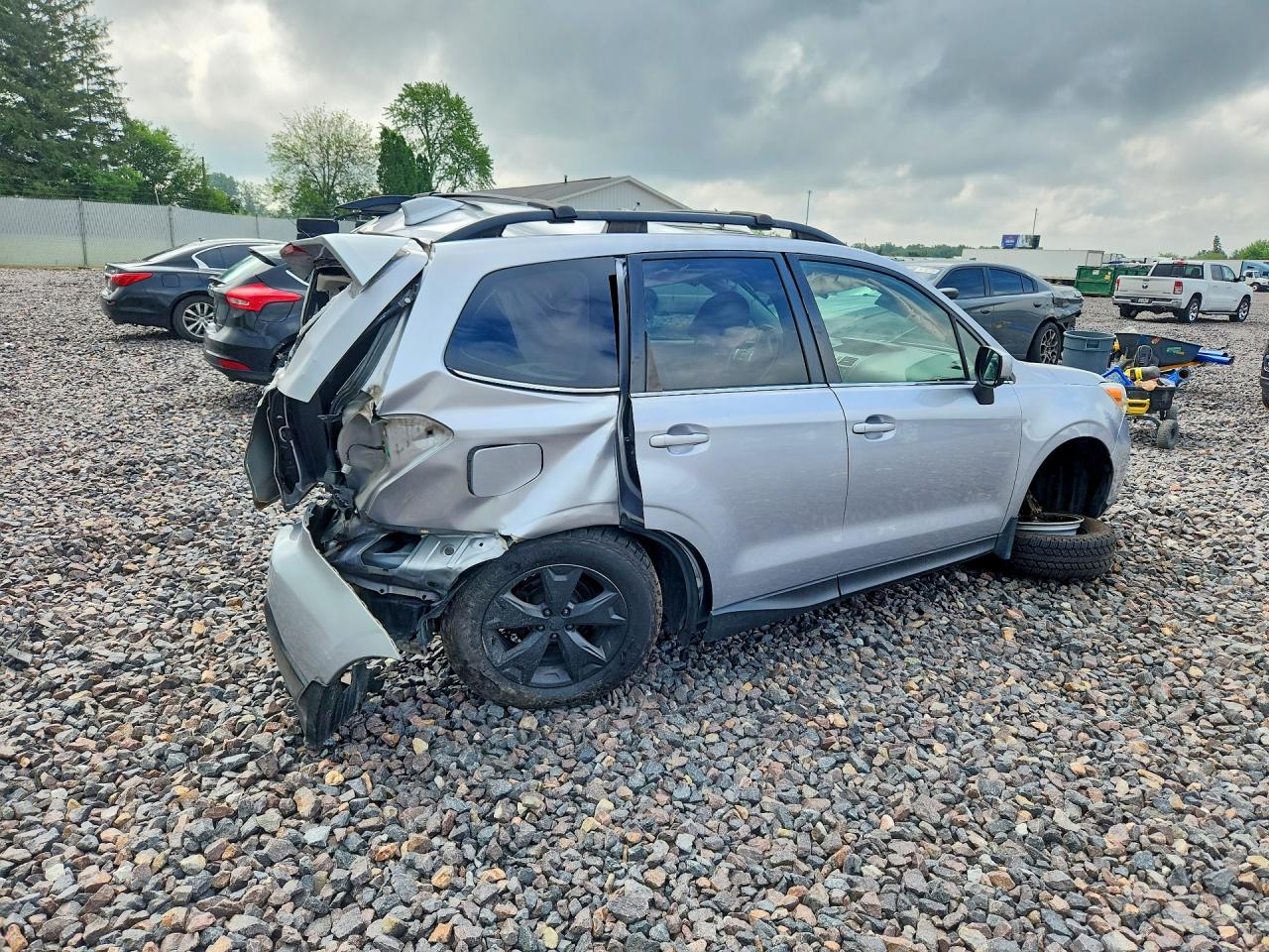 2016 SUBARU FORESTER 2.5I LIMITED — снимка 3