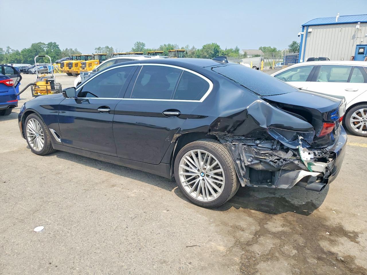 2017 BMW 530 XI — снимка 2