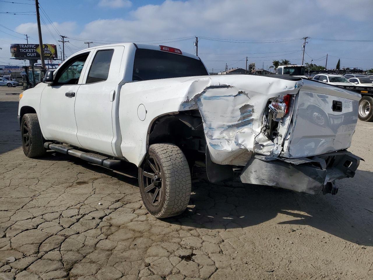 2015 TOYOTA TUNDRA SR — снимка 2