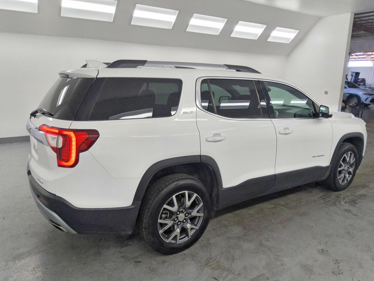 2023 GMC ACADIA SLT — снимка 3