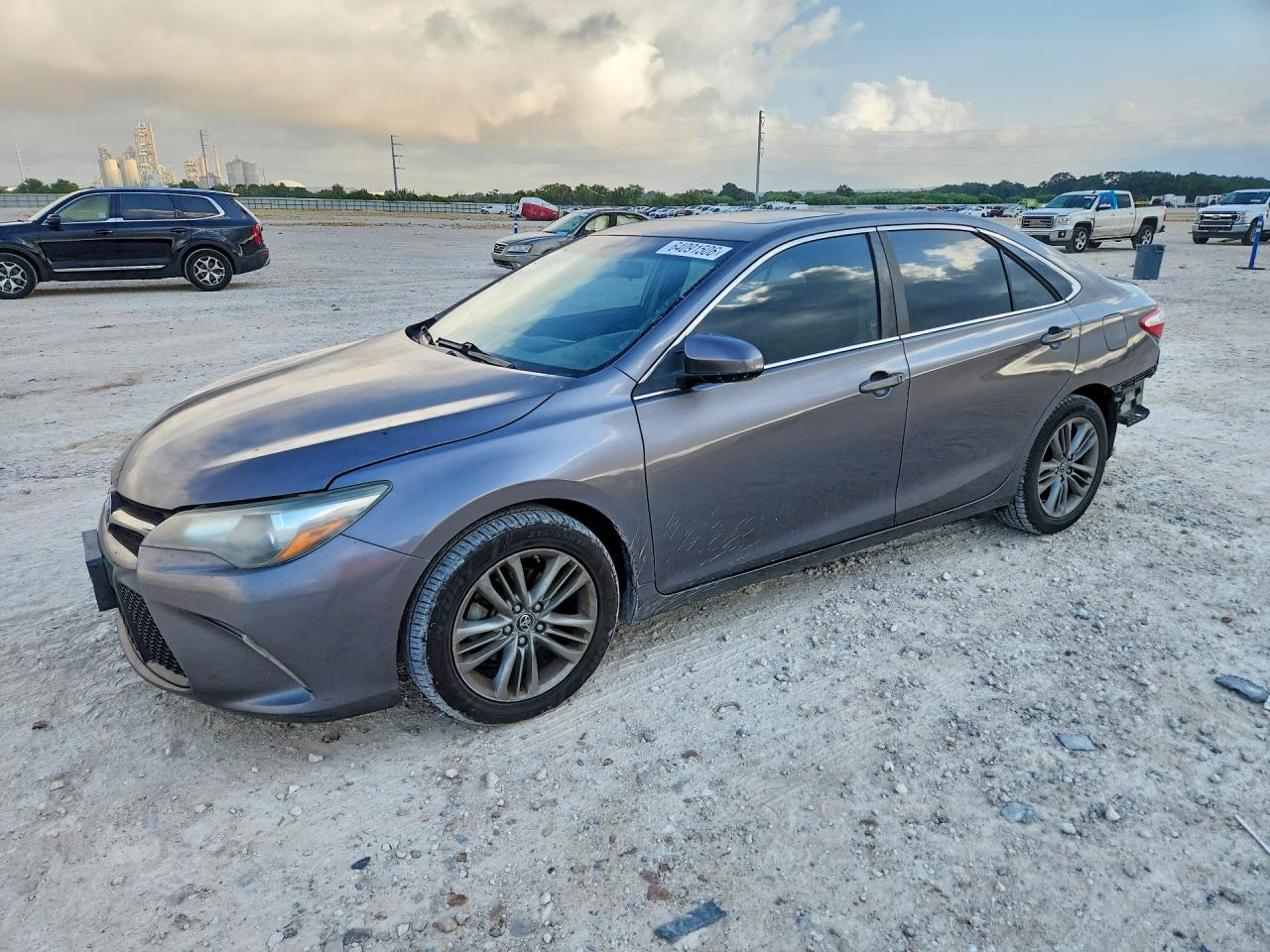 2015 TOYOTA CAMRY SE