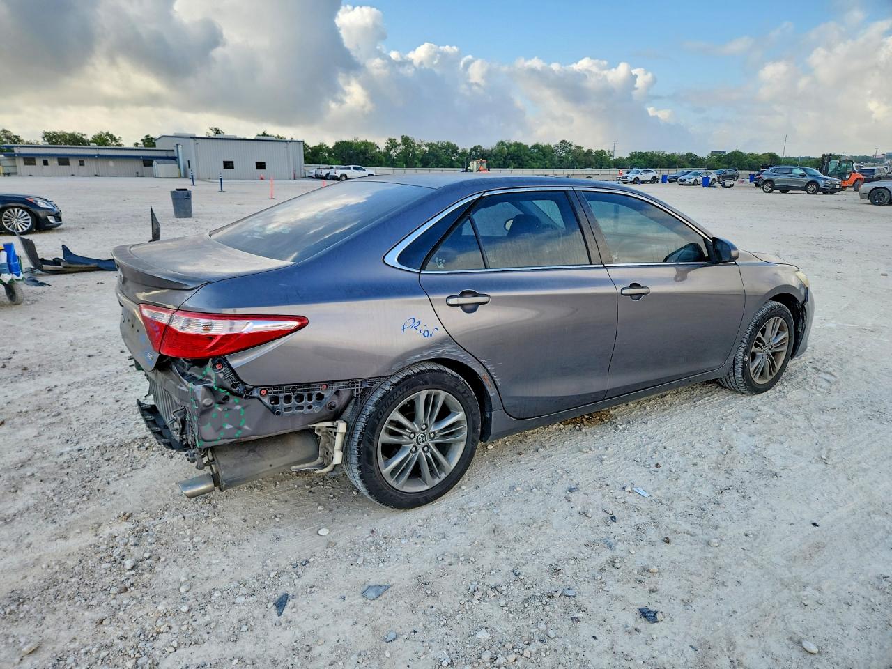 2015 TOYOTA CAMRY SE — снимка 3