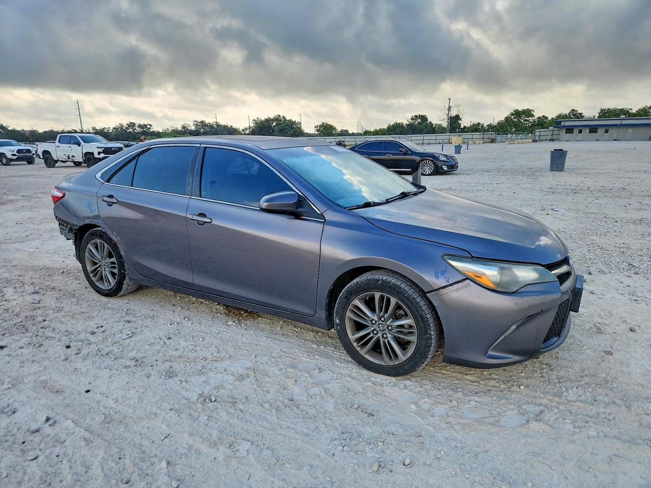 2015 TOYOTA CAMRY SE — снимка 4