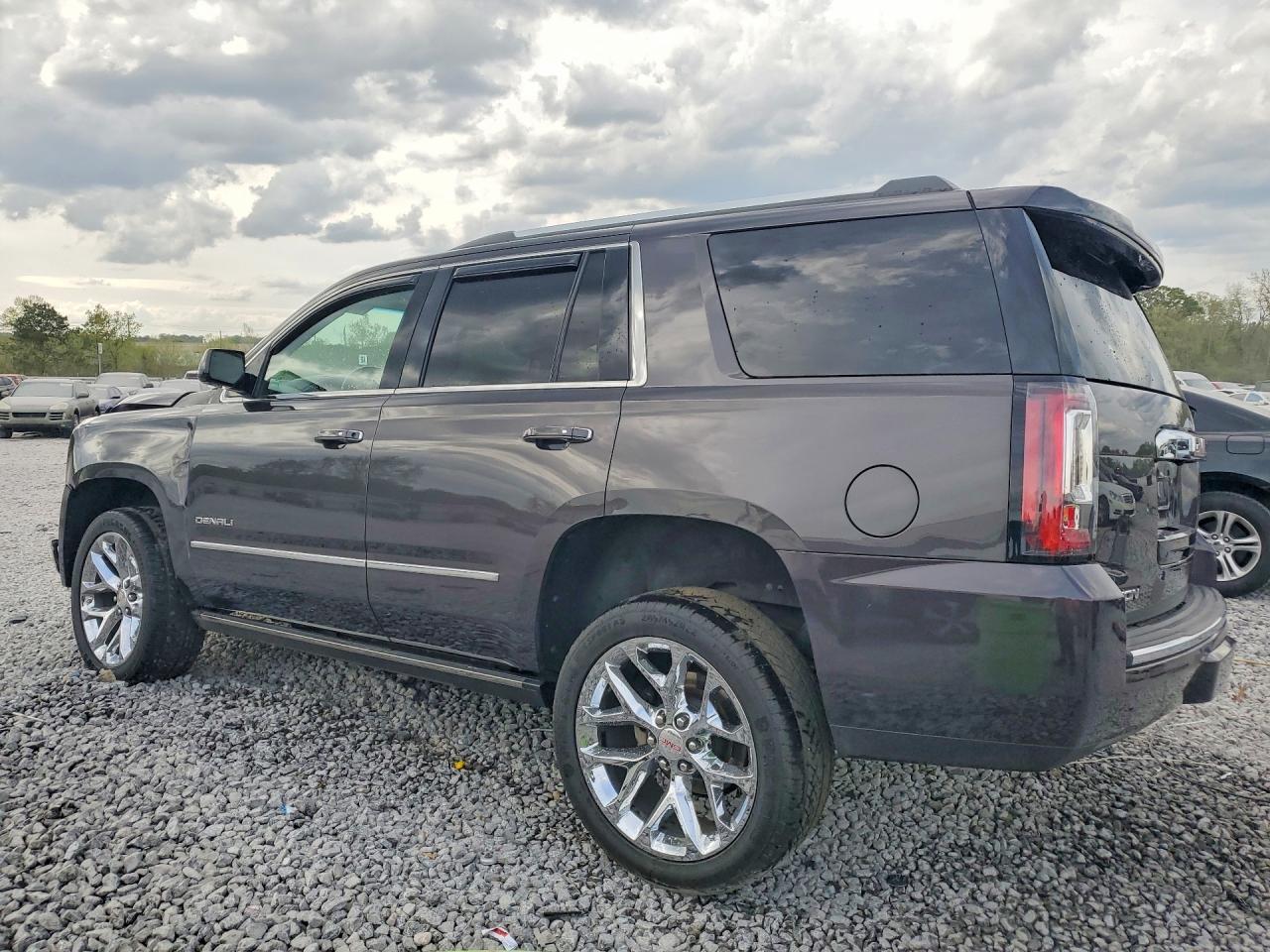 2015 GMC YUKON DENALI — снимка 2