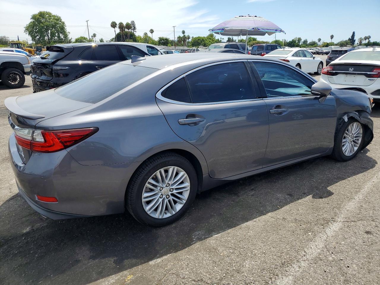 2017 LEXUS ES 350 — снимка 3
