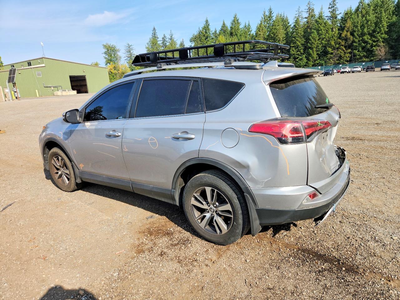 2016 TOYOTA RAV4 XLE — снимка 2