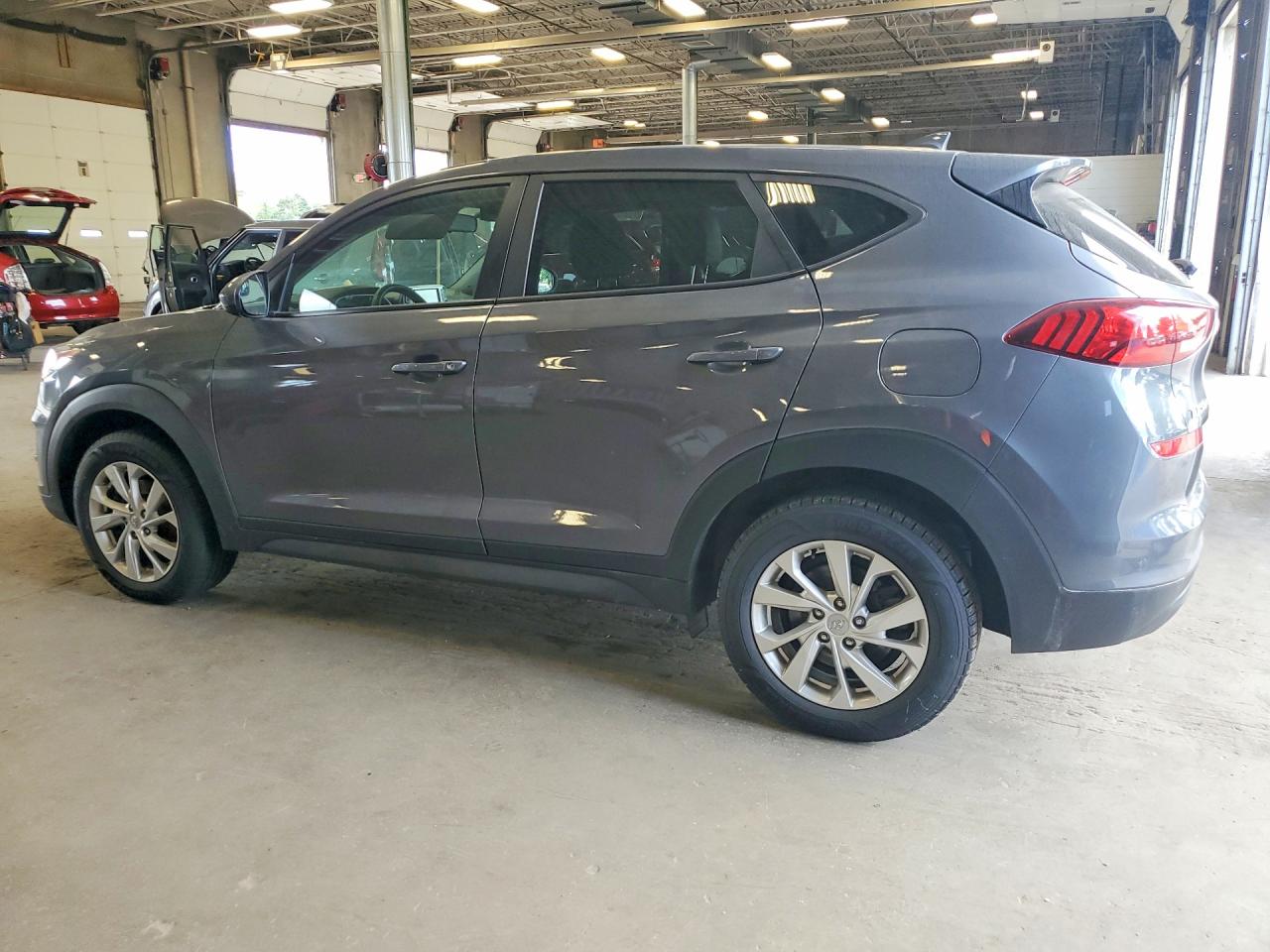 2019 HYUNDAI TUCSON SE — снимка 2