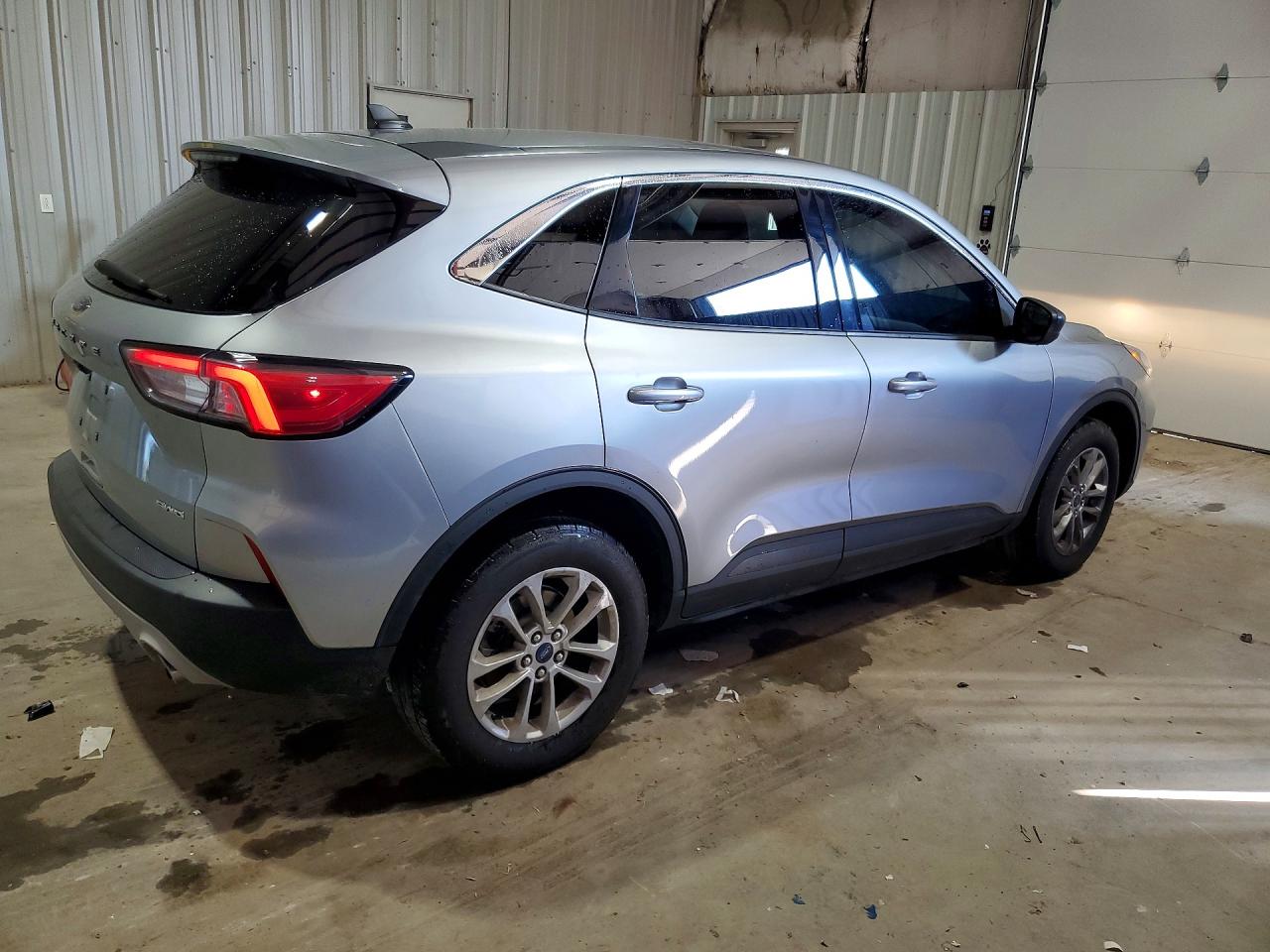 2022 FORD ESCAPE SE — снимка 3