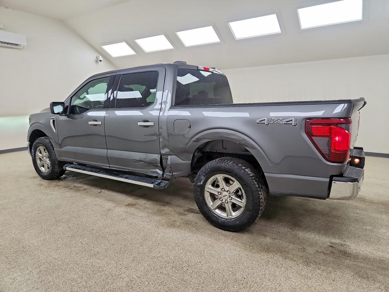 2025 FORD F150 XLT — снимка 2