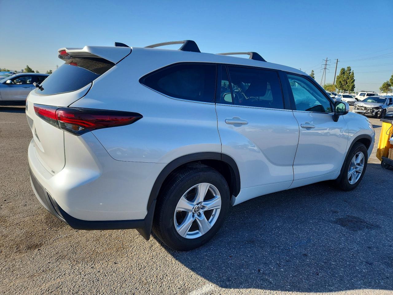 2024 TOYOTA HIGHLANDER LE — снимка 3