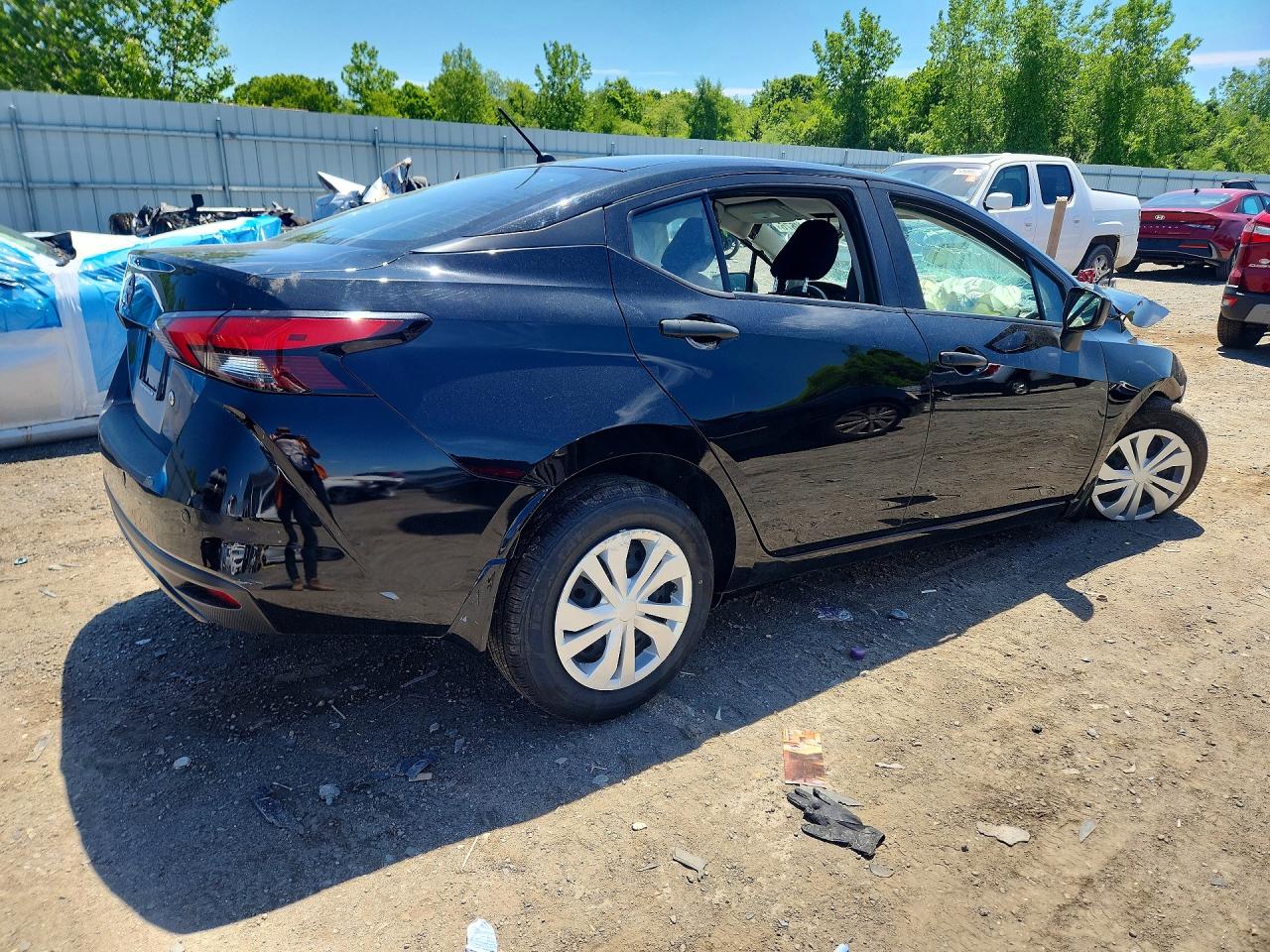 2024 NISSAN VERSA S — снимка 3